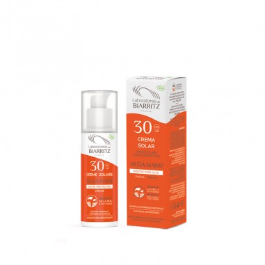 Crema Solar Facial Spf30, hidrata y protege la piel, ayuda a lucir un bronceado perfecto.