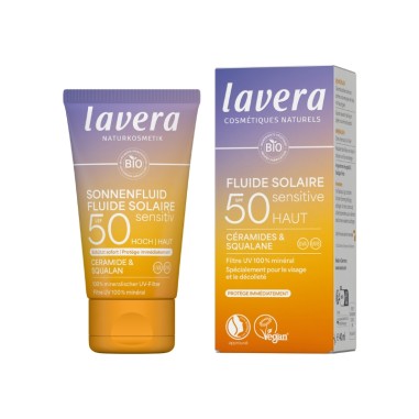 Fluido solar facial Sensitiv SPF 50 de lavera - Protección alta con ingredientes naturales